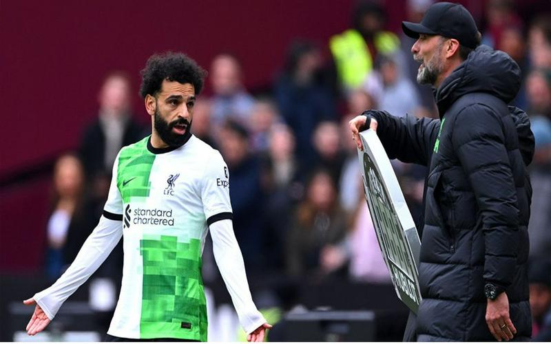 Klopp and Salah Touchline Clash As Liverpool Drop Points in 2 2 Draw With West Ham United